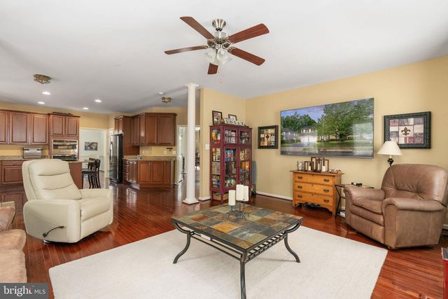 76 LANDMARK DR, Stafford, VA 22554