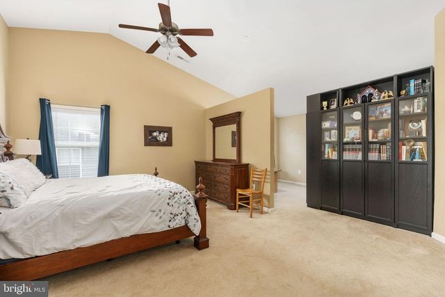 76 LANDMARK DR, Stafford, VA 22554