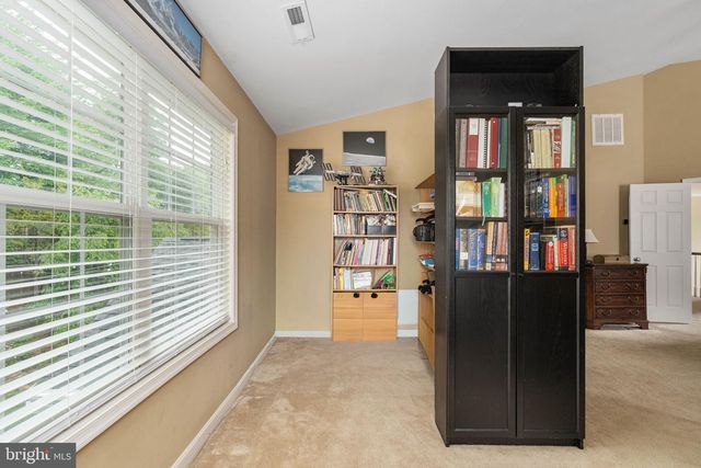 76 LANDMARK DR, Stafford, VA 22554