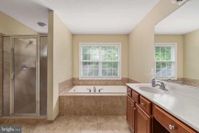 76 LANDMARK DR, Stafford, VA 22554