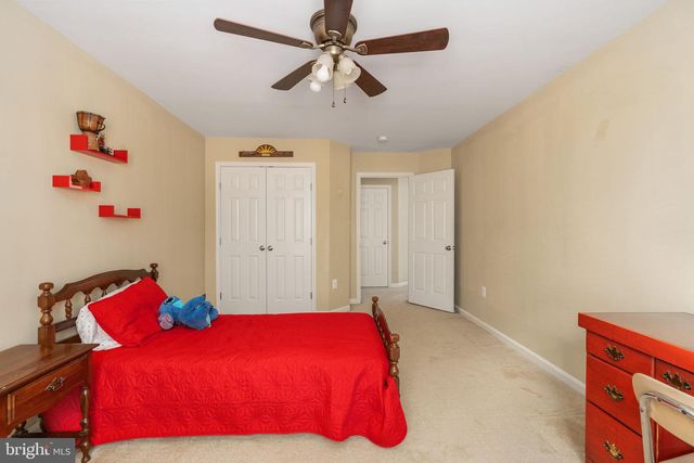 76 LANDMARK DR, Stafford, VA 22554