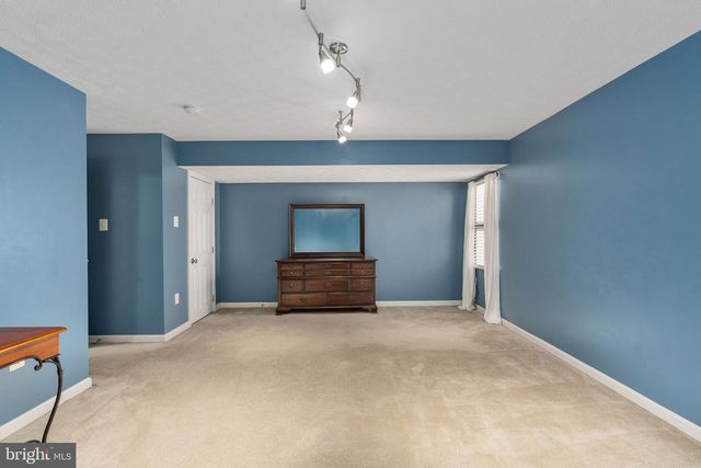 76 LANDMARK DR, Stafford, VA 22554