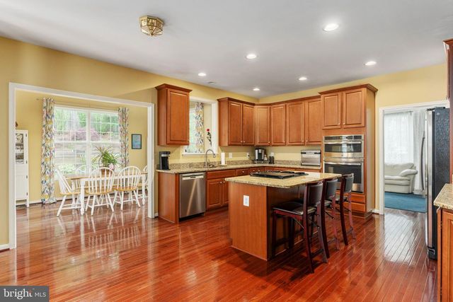 76 LANDMARK DR, Stafford, VA 22554