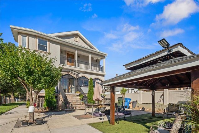 16 Emmett Avenue, Hopelawn, NJ 08861