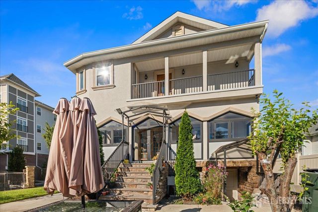 16 Emmett Avenue, Hopelawn, NJ 08861