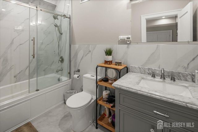 16 Emmett Avenue, Hopelawn, NJ 08861