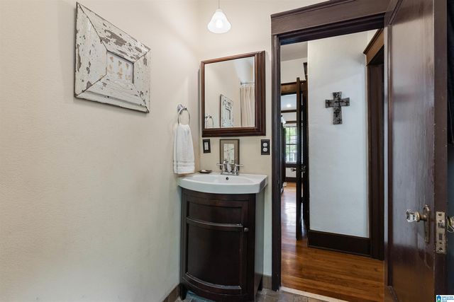 5032 8TH COURT, Birmingham, AL 35212