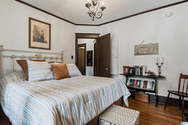 5032 8TH COURT, Birmingham, AL 35212
