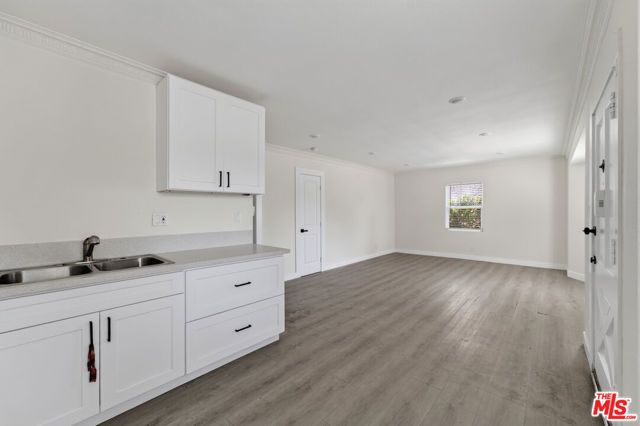 1311 W Martin Luther King Jr Boulevard, Los Angeles, CA 90037