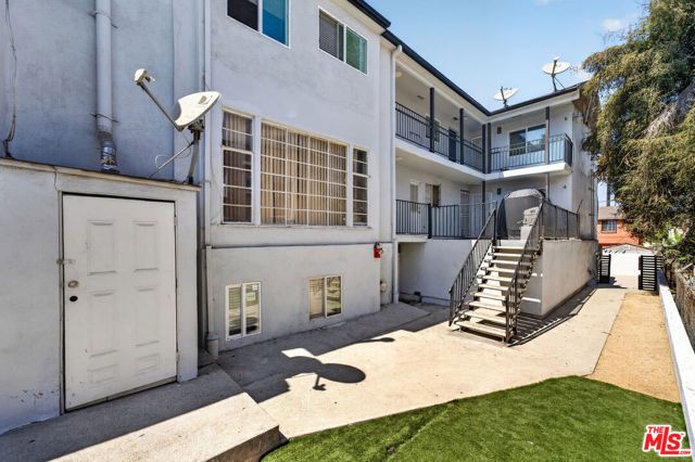 1311 W Martin Luther King Jr Boulevard, Los Angeles, CA 90037