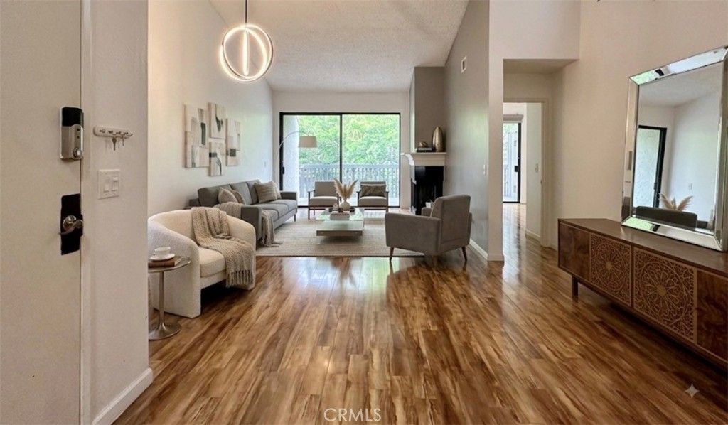 2542 W Macarthur, Santa Ana, CA 92704 — photo 3