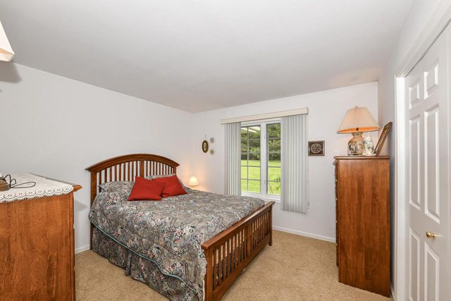 5126 Plateau COURT, Waterford, WI 53185