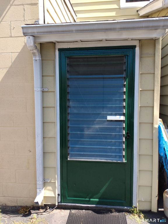 48 Reef Road, Fairfield, CT 06824