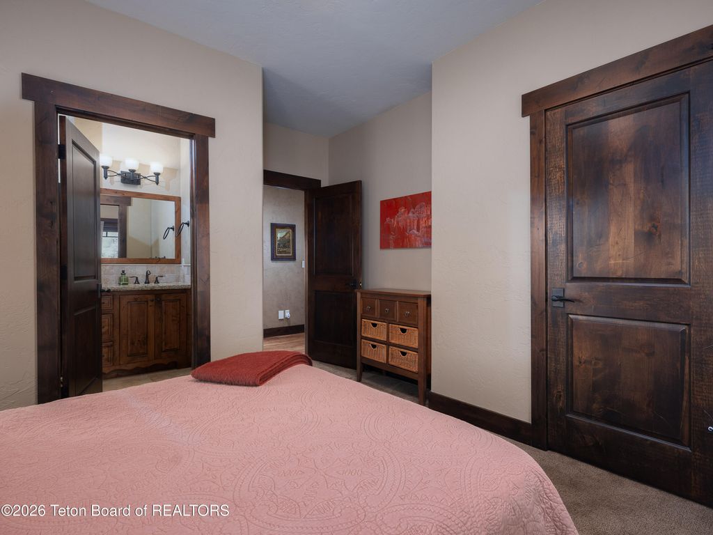 6452 TRUMPET SWAN Circle, Victor, ID 83455 photo 19