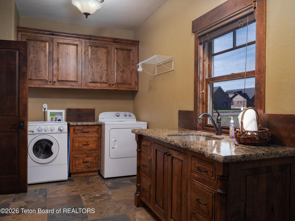 6452 TRUMPET SWAN Circle, Victor, ID 83455 photo 39