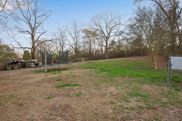 7053 W Highway 136, Chickamauga, GA 30707