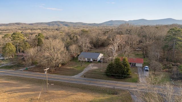 7053 W Highway 136, Chickamauga, GA 30707