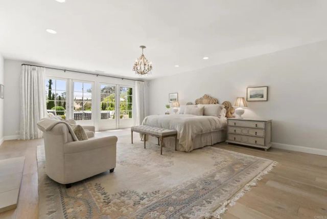 16560 El Camino Real, Rancho Santa Fe, CA 92067