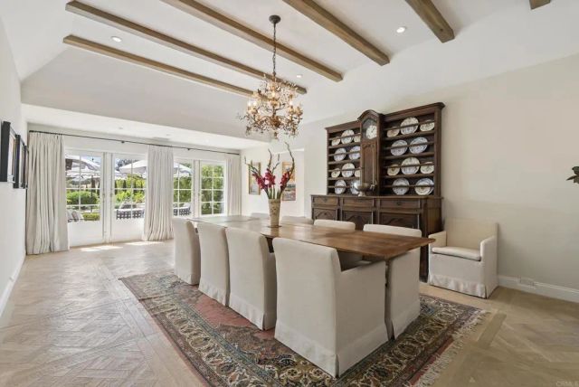 16560 El Camino Real, Rancho Santa Fe, CA 92067
