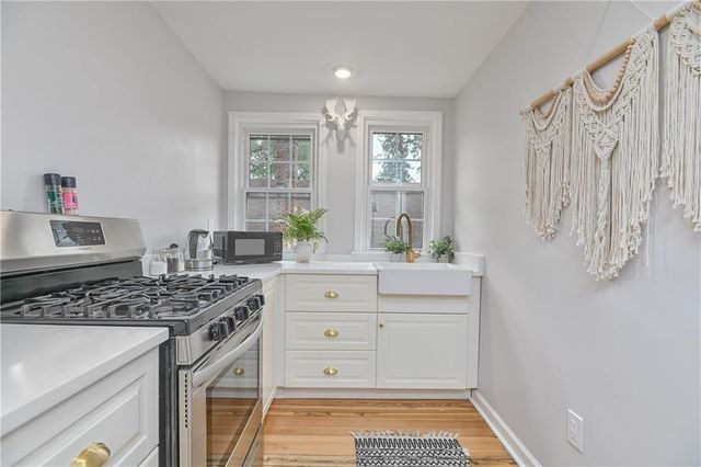 5707 Paseo Boulevard, Kansas City, MO 64110