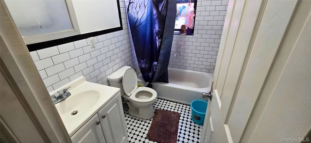 1147 Wheeler Avenue, Bronx, NY 10472