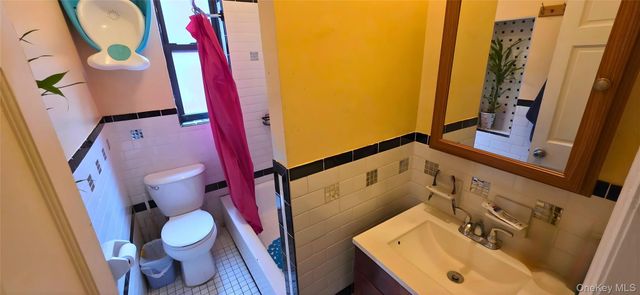 1147 Wheeler Avenue, Bronx, NY 10472