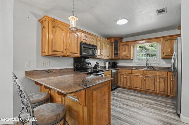 5105 Remington Road, Moss Point, MS 39562