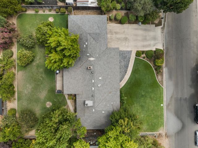 1512 W San Jose Avenue, Fresno, CA 93711