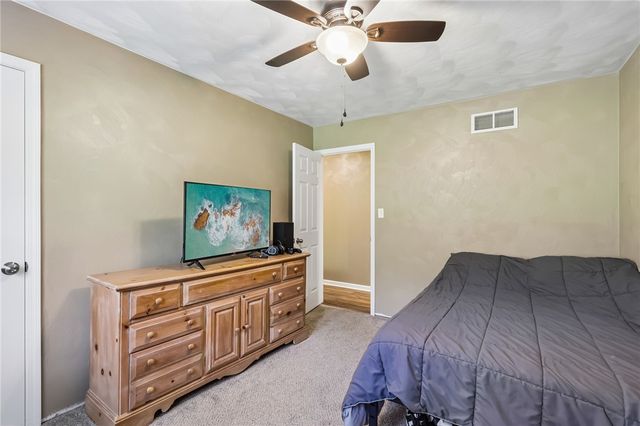 317 Fassinger Rd, Connoquenessing Twp, PA 16033