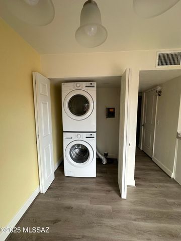 2950 N Alvernon Way Apt 11101, Tucson, AZ 85712