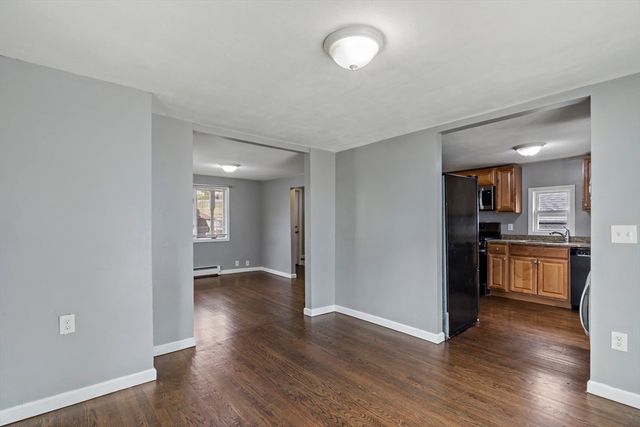 6 Lindsell St, Saugus, MA 01906