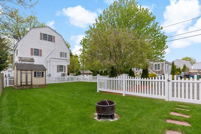 6 Lindsell St, Saugus, MA 01906