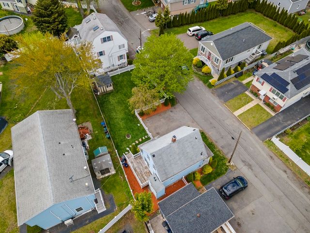 6 Lindsell St, Saugus, MA 01906