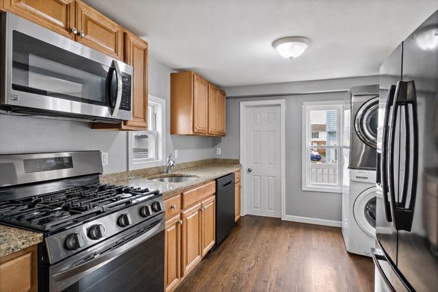 6 Lindsell St, Saugus, MA 01906