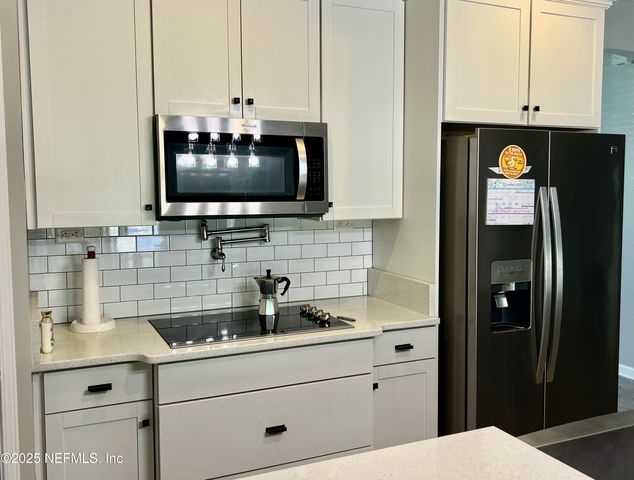 3955 HAMMOCK BLUFF Circle, Jacksonville, FL 32226