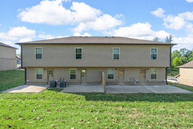 165 Center Pointe Dr Apt A, Clarksville, TN 37040