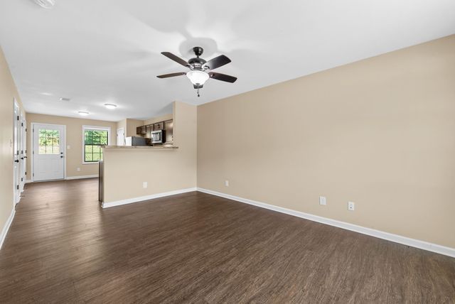 165 Center Pointe Dr Apt A, Clarksville, TN 37040