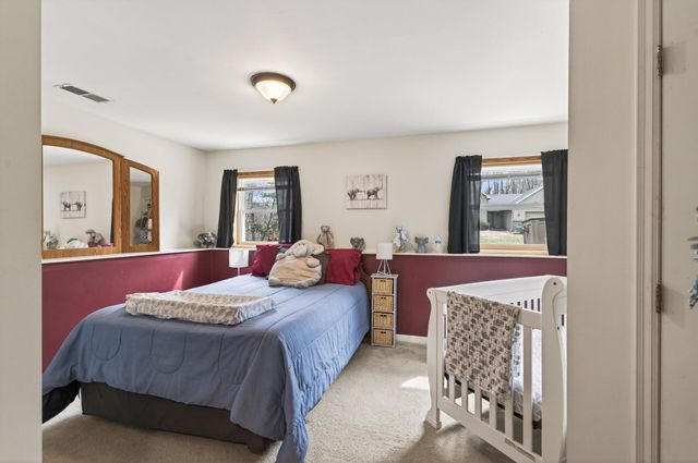 14810 40th Avenue N, Plymouth, MN 55446