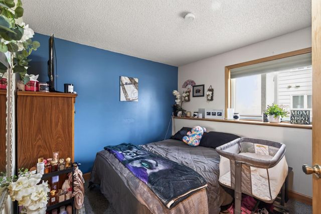 14810 40th Avenue N, Plymouth, MN 55446