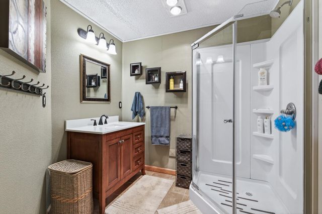 14810 40th Avenue N, Plymouth, MN 55446