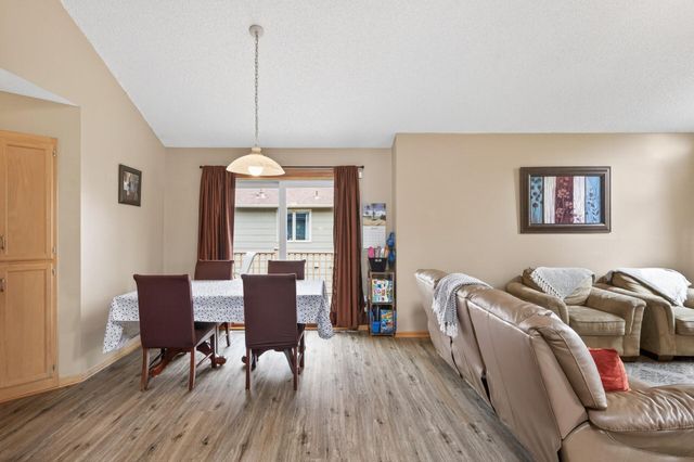 14810 40th Avenue N, Plymouth, MN 55446