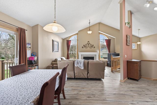 14810 40th Avenue N, Plymouth, MN 55446