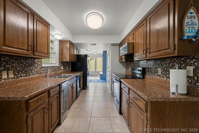 31990 S 624 Place 37, Grove, OK 74344