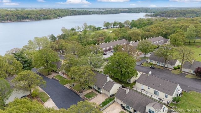 31990 S 624 Place 37, Grove, OK 74344