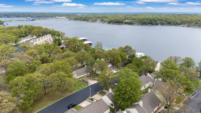 31990 S 624 Place 37, Grove, OK 74344