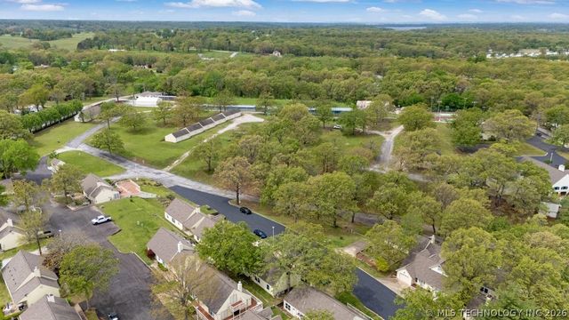 31990 S 624 Place 37, Grove, OK 74344