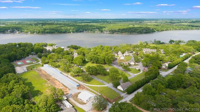 31990 S 624 Place 37, Grove, OK 74344