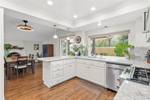 31016 E Sunset Drive N, Redlands, CA 92373