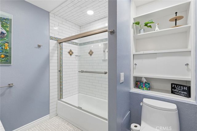 31016 E Sunset Drive N, Redlands, CA 92373