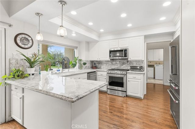 31016 E Sunset Drive N, Redlands, CA 92373